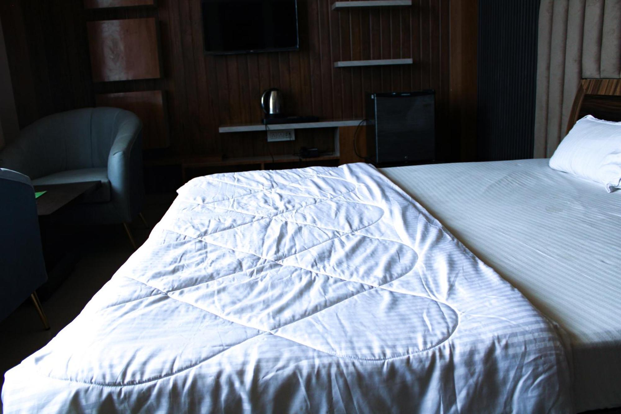 Sangam Hotel Chirawa Экстерьер фото