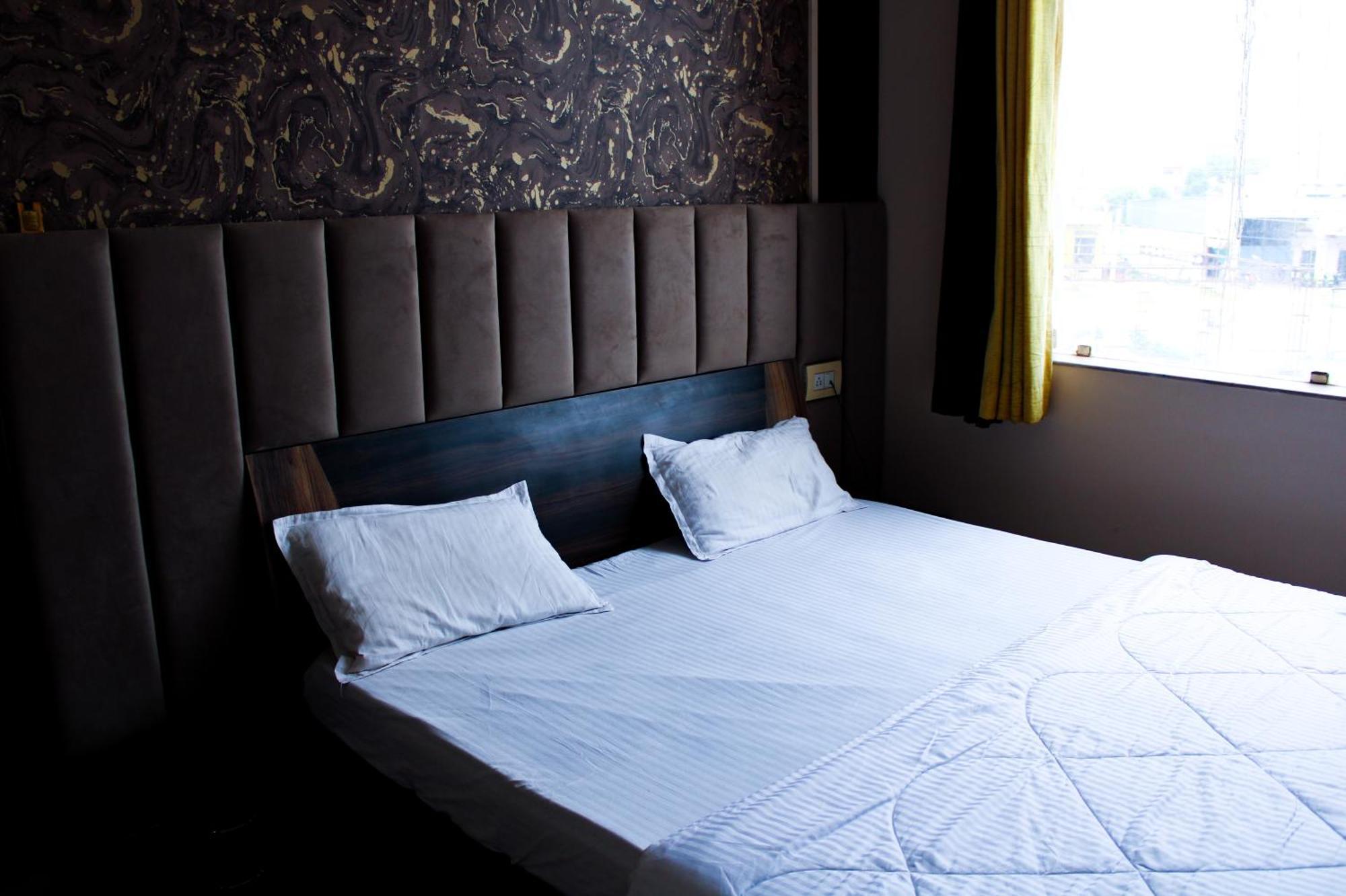 Sangam Hotel Chirawa Экстерьер фото